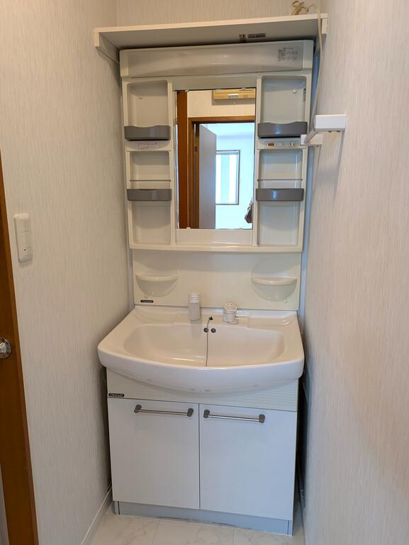 洗面設備　新規洗面化粧台