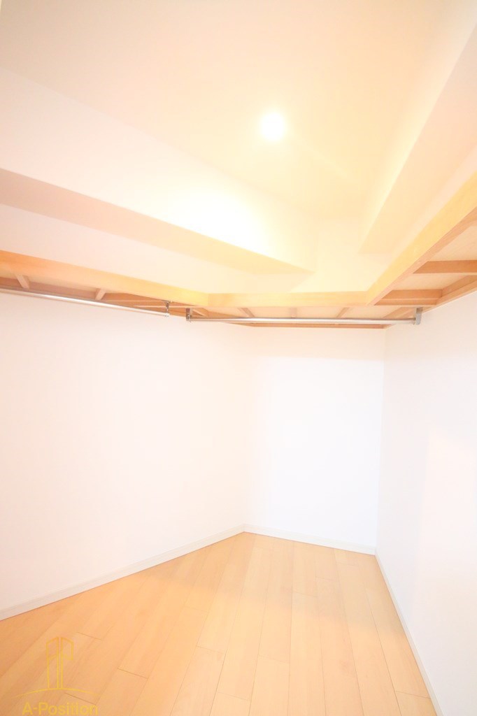 収納　ラ・ヴィータ日本橋