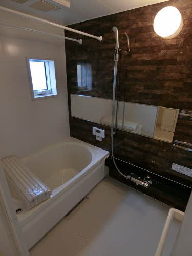 バス・シャワールーム　浴室