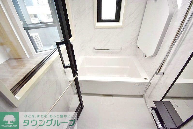 バス・シャワールーム　お問合せは(株)タウンハウジングレジデンス事業部【03-…