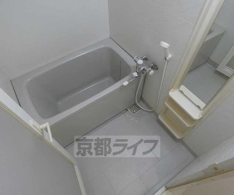 バス・シャワールーム　バスです。