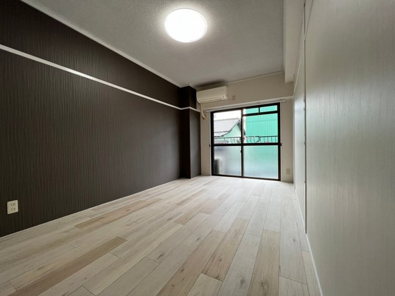 居室・リビング　掲載写真は同マンション別部屋参考写真となります。