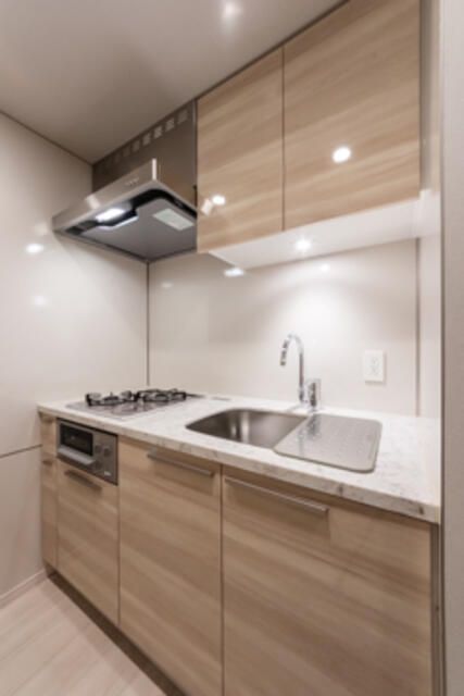 キッチン　コンパクトなキッチンで掃除もラクラク