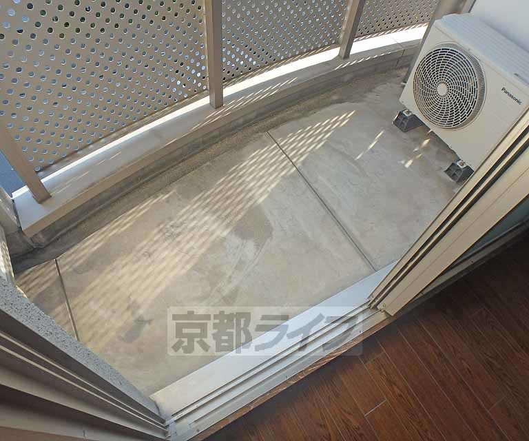 バルコニー　南向きのバルコニーです。