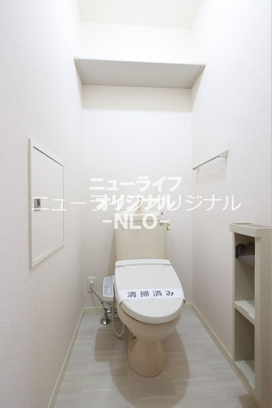 トイレ　あると嬉しい温水洗浄便座付き♪