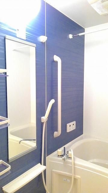 バス・シャワールーム　浴室