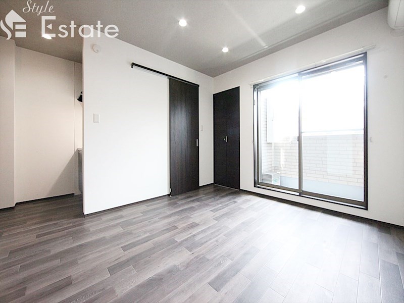 居室・リビング　内装