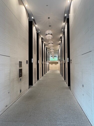 その他　エレベーターホール