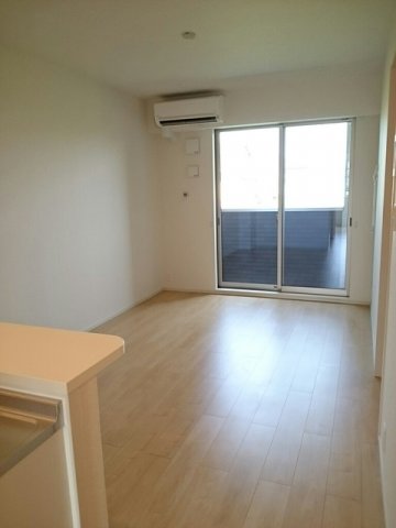 居室・リビング　居間です