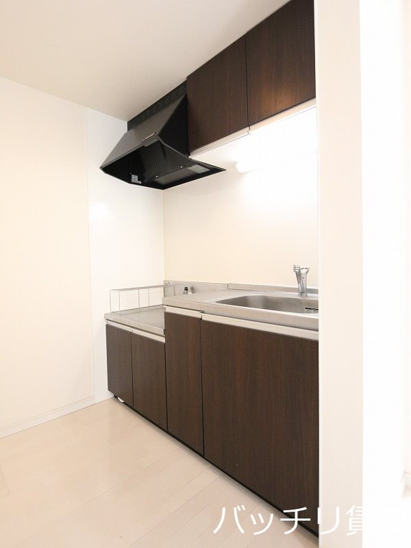 キッチン　同型タイプの為、現状を優先いたします。