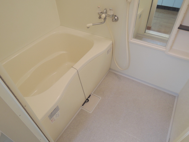 バス・シャワールーム　★浴室乾燥機付きバスルーム★