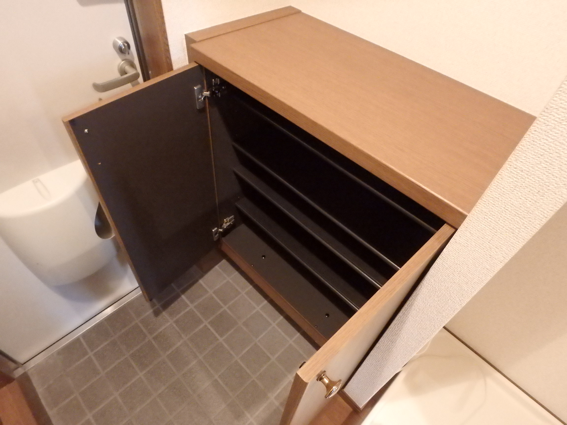 玄関　●シューズボックス付き