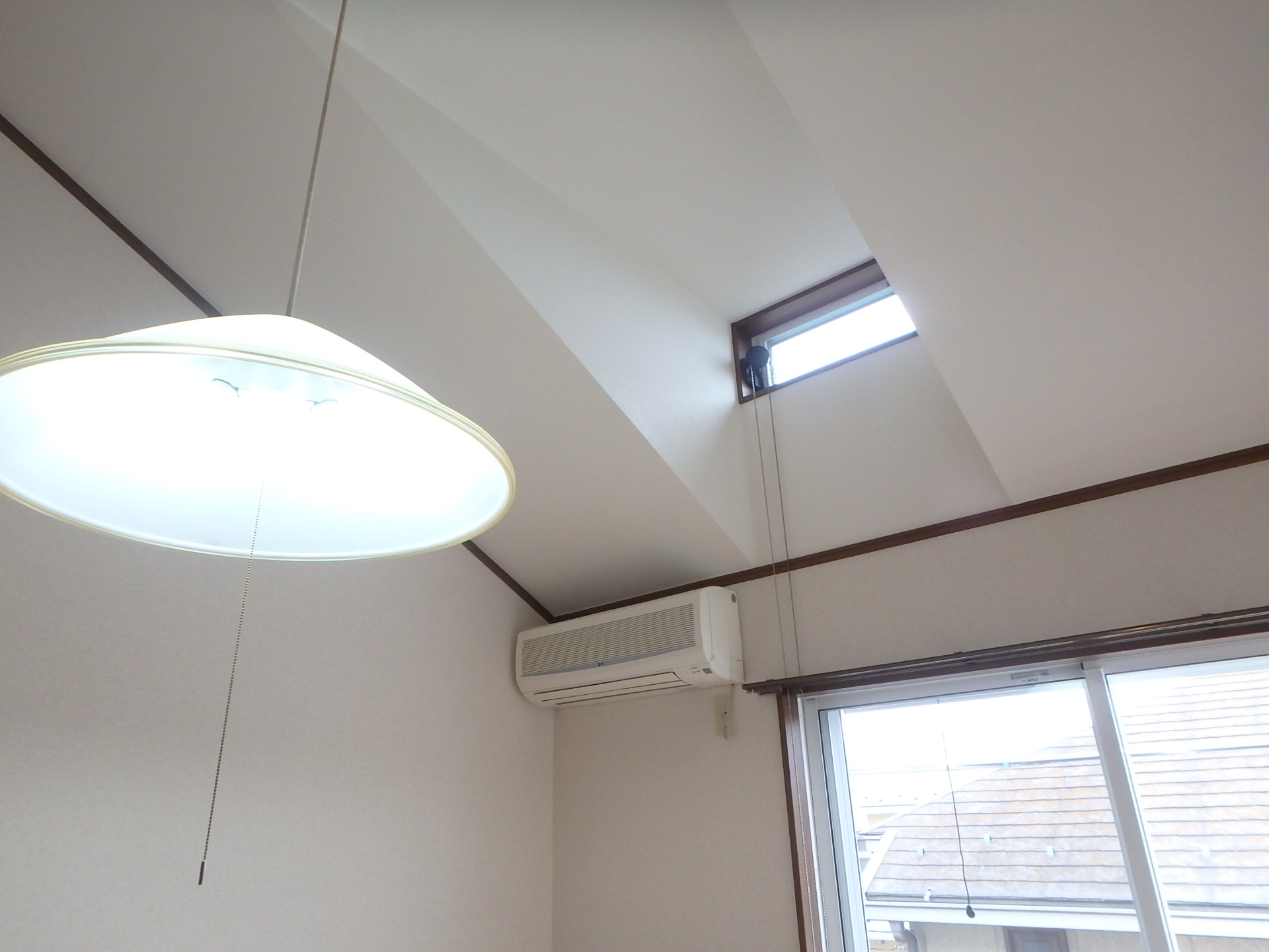 眺望　●天窓があるのでさらに明るい！