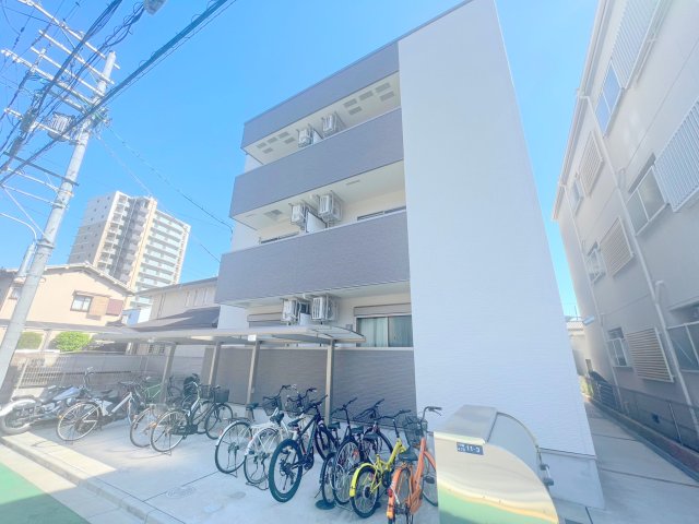 建物外観　綺麗な外観の素敵なお部屋があなたを待っています。