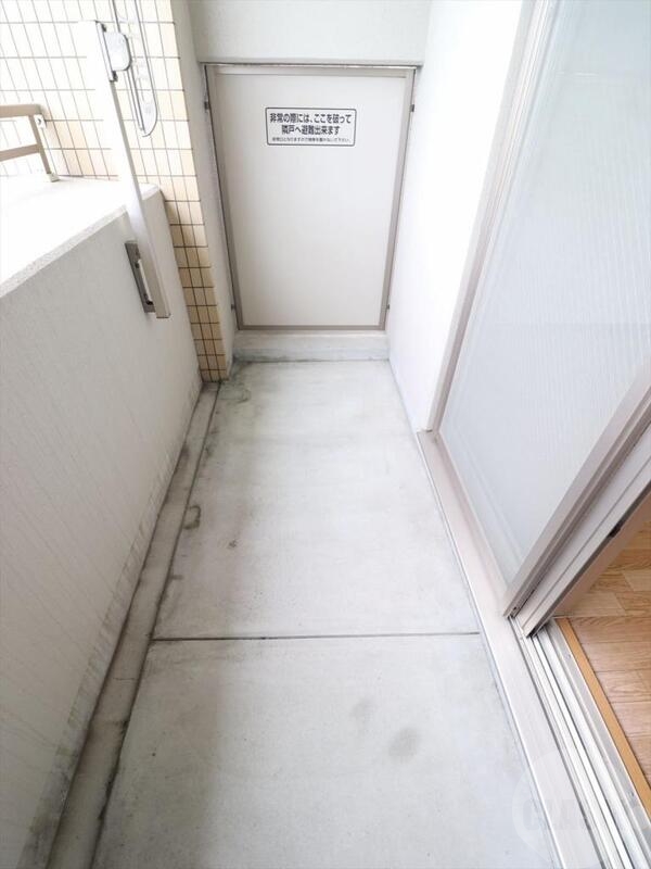 バルコニー　ベランダ