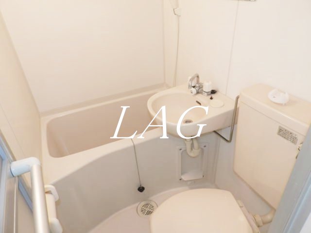 バス・シャワールーム　お風呂です。