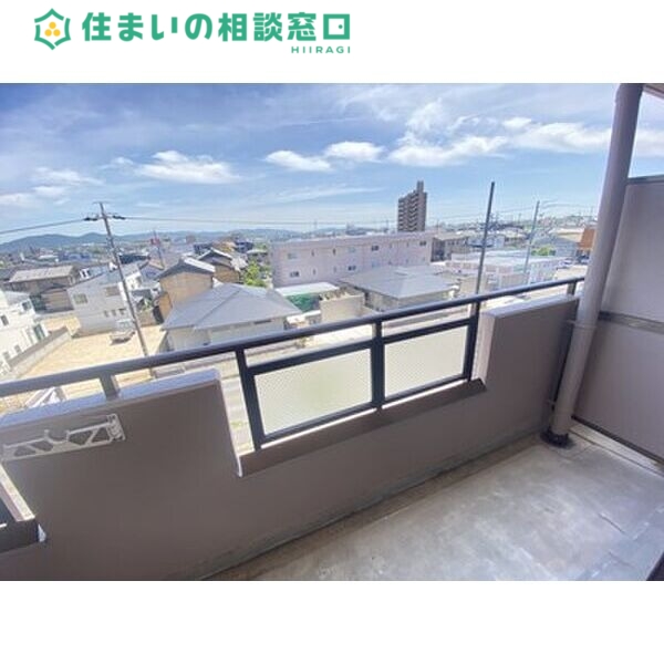 バルコニー　同型