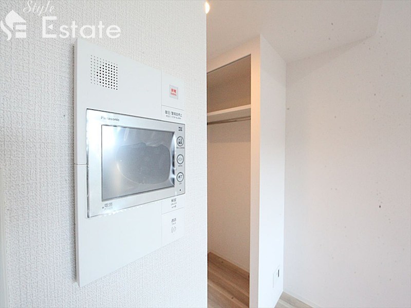 セキュリティ　モニター付きインターホン