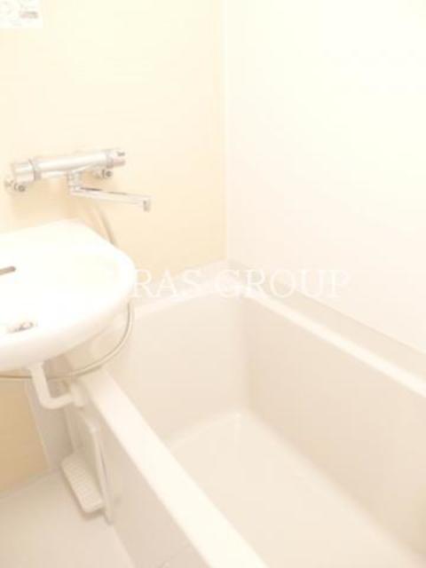 バス・シャワールーム　同仕様参考写真