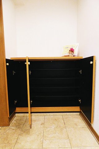 収納　シューズボックス