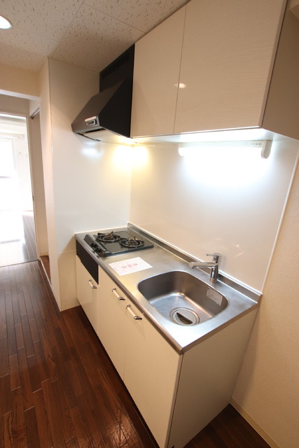 キッチン　★同タイプ参考写真。ガスコンロ２口付きキッチン★