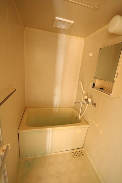 バス・シャワールーム　☆バス・トイレ別☆