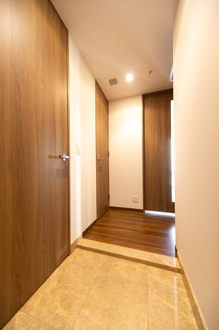 玄関　別部屋参考写真