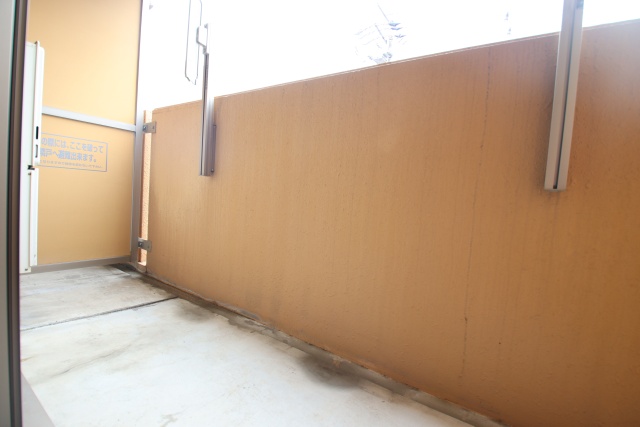 バルコニー　※別室の参考写真の為、現況優先です。