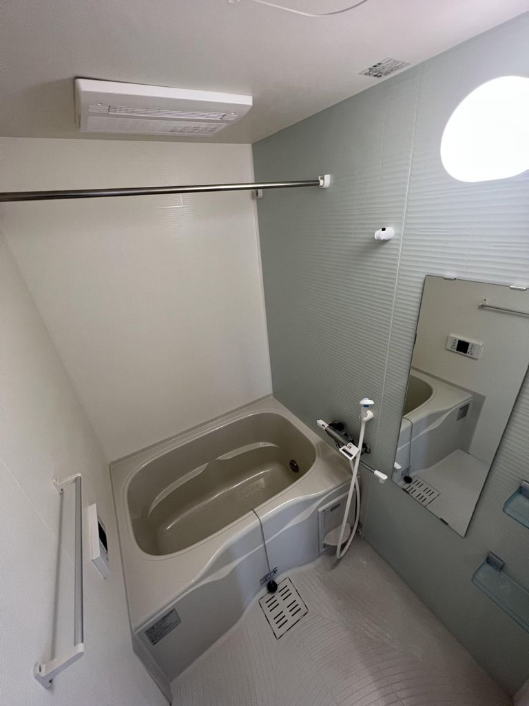 バス・シャワールーム　別部屋参考画像