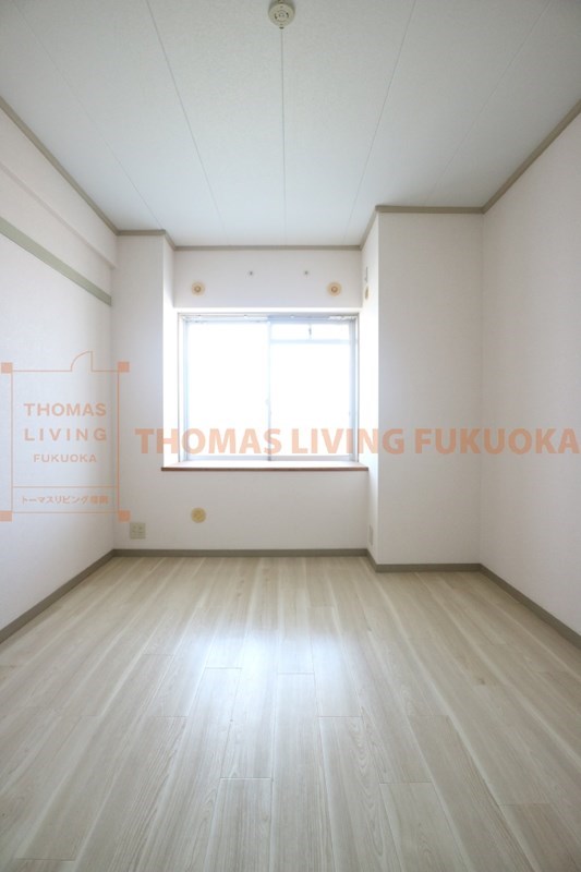 その他部屋・スペース　ダブルベッドも置ける広さです。