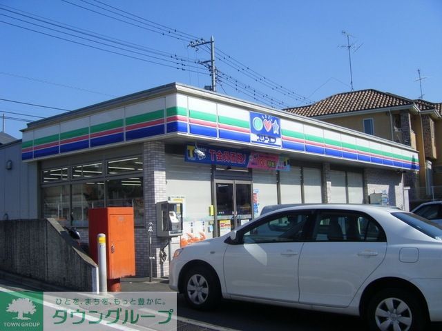 コンビニ　スリーエフ（コンビニ）まで807m