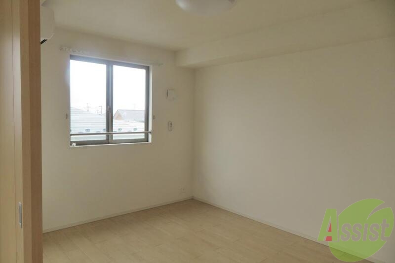 その他部屋・スペース　落ち着いた雰囲気のお部屋でゆっくり休めますね