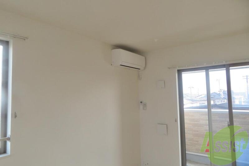 その他設備　エアコンが付いていて引越し日から安心ですね。