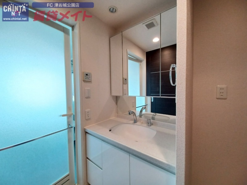 洗面設備　人気のシャンプードレッサー