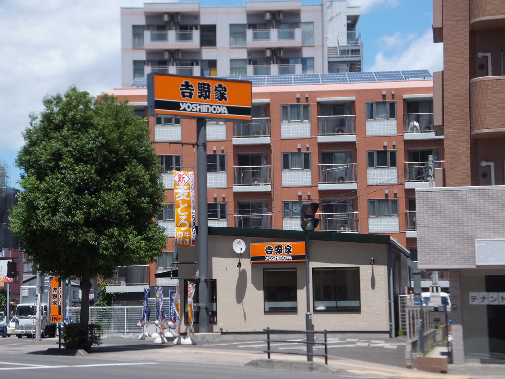 飲食店　吉野家仙台河原町店（飲食店）まで398m