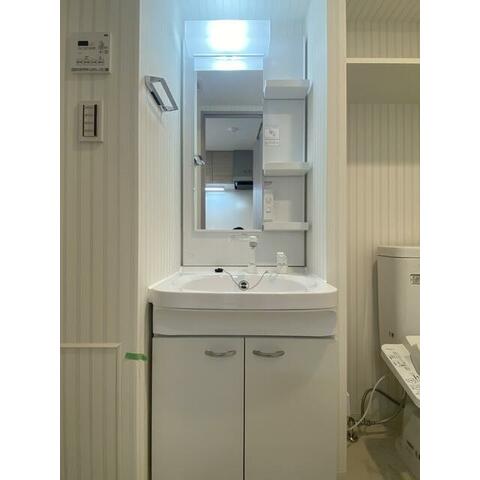 洗面設備　同仕様