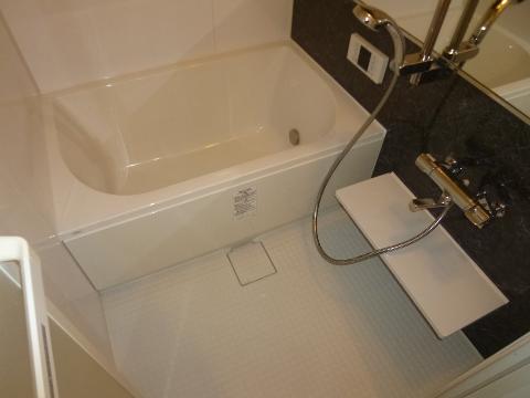 バス・シャワールーム　バス