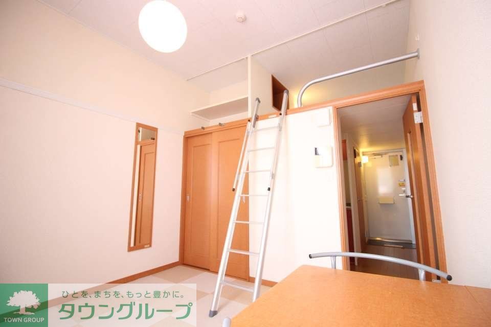 居室・リビング　同タイプ画像の為、現況優先