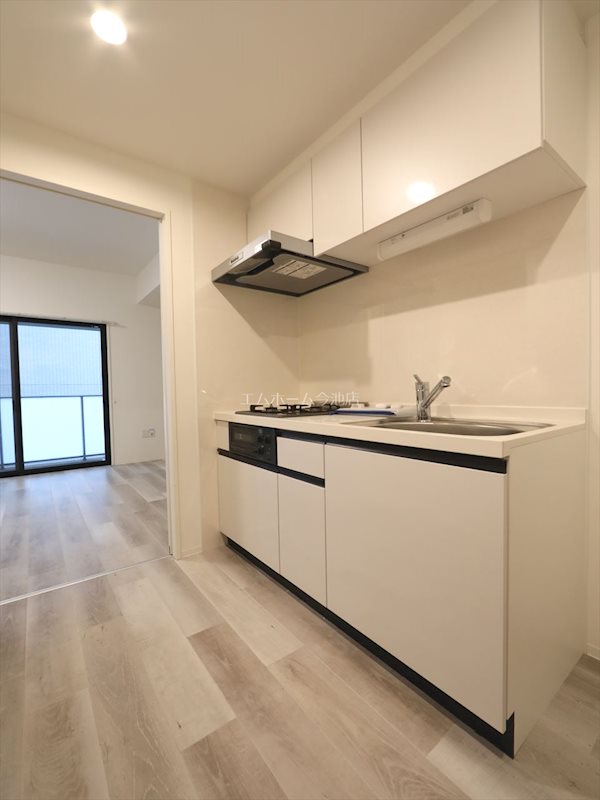 キッチン　システムキッチン（ガス2口グリル付）