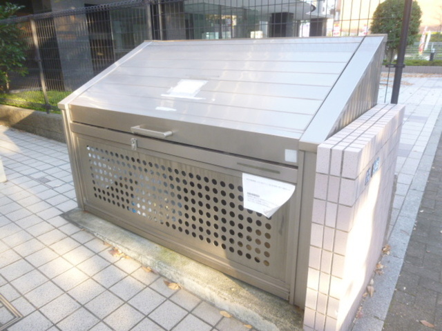 その他共有部分　入居者様専用ゴミストッカー