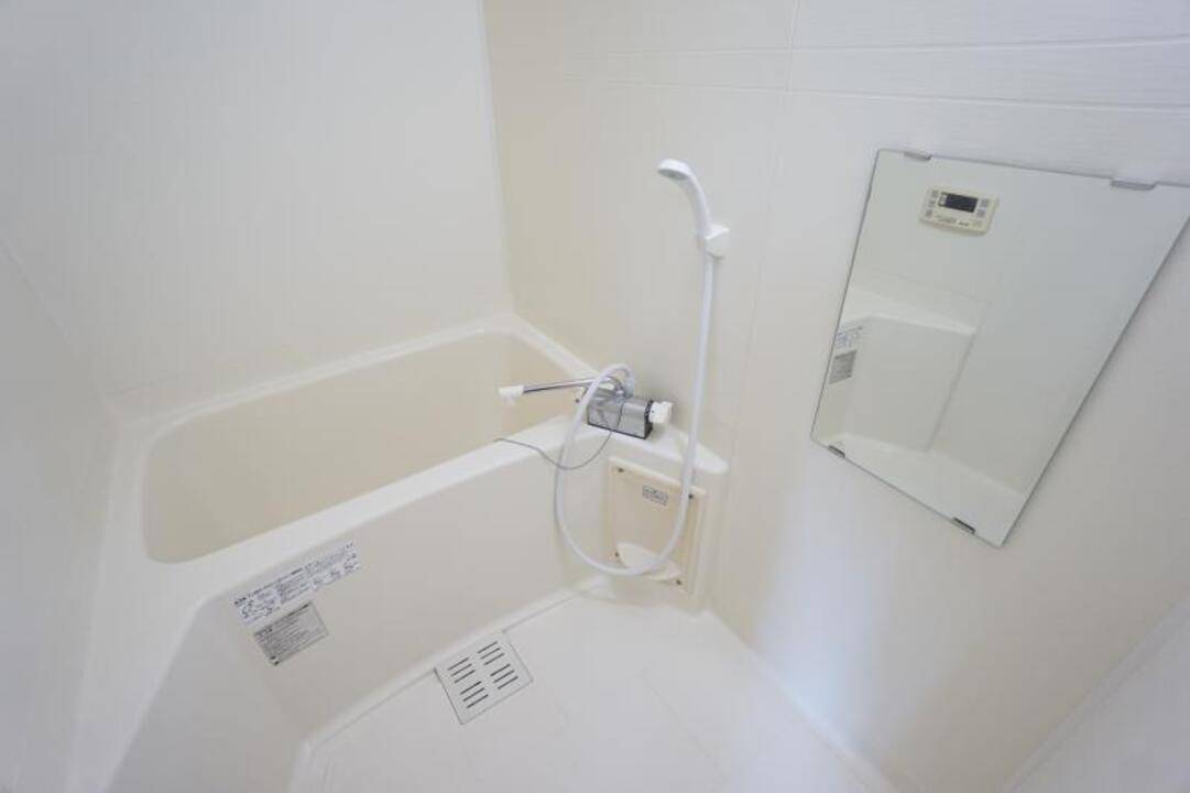 バス・シャワールーム　浴室