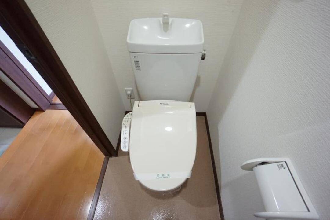 トイレ　トイレ