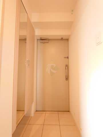 玄関　別部屋のお写真です