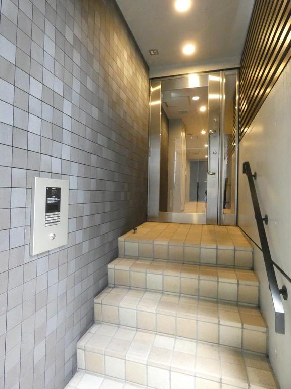 エントランス　エントランス