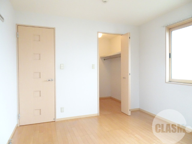 収納　ウォークインクローゼット