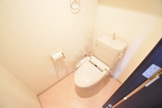 トイレ　落ち着いたトイレです