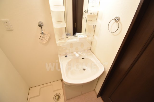 洗面設備　独立洗面台です