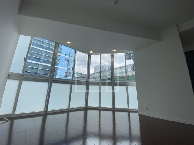 居室・リビング　フォレステージュ西本町　リビング・ダイニングスペース