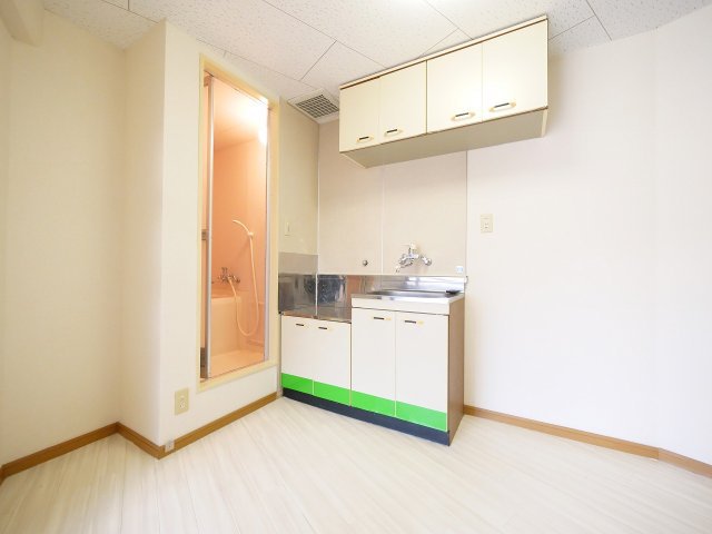 バス・シャワールーム