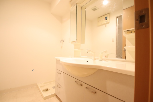 洗面設備　※別室の参考写真の為、現況優先です。